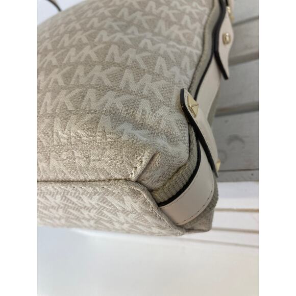 MICHAEL KORS N S GRIFFIN MESSENGER JACQUARD CROSSBODY - Picture 7 of 13